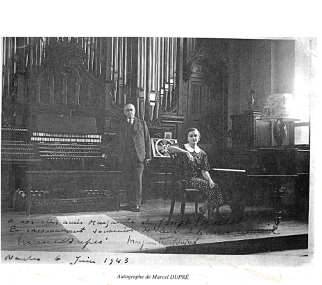 Marcel Dupre  en compagnie de sa fille Marguerite. La dedicace s’adresse au facteur nantais Joseph Beuchet.